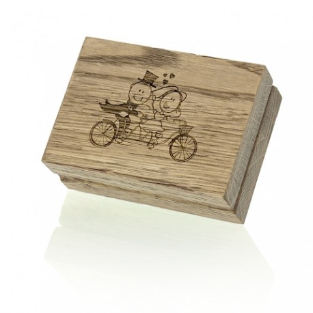 Luxury Wood - Pendrive Case with HEARTS symbol.