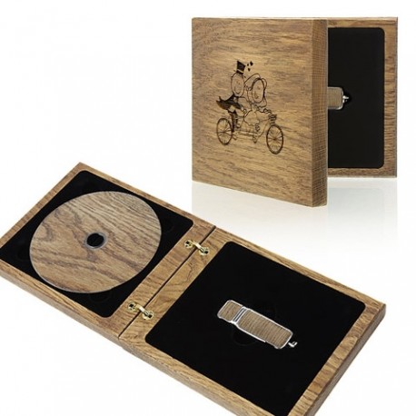 Luxury Wood - Pendrive+Disc Case with HEARTS symbol.